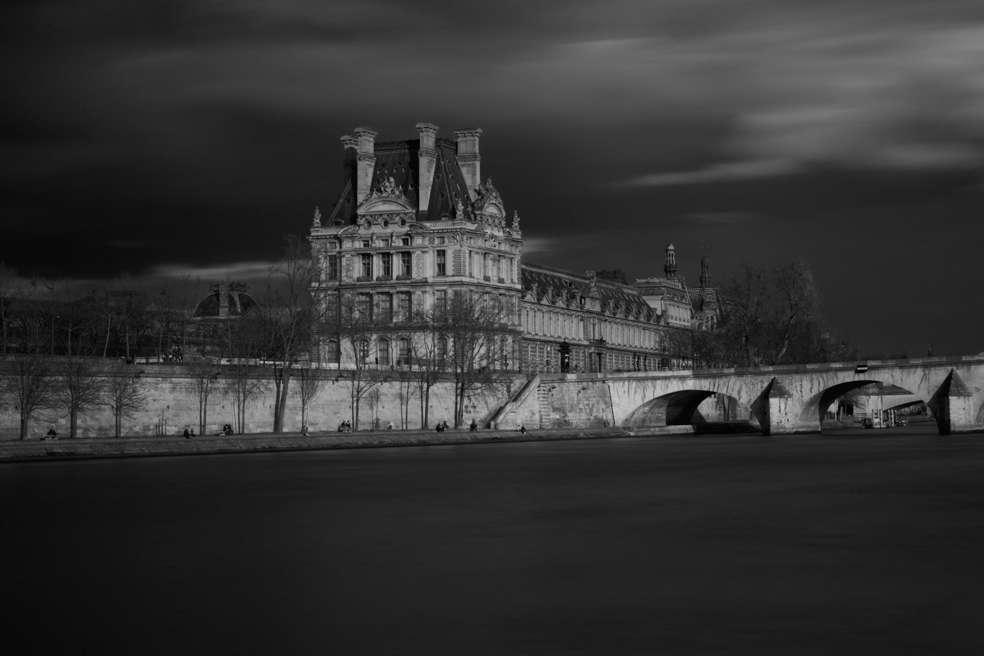 Le Louvre, la Seine et le pont Royal - Paris